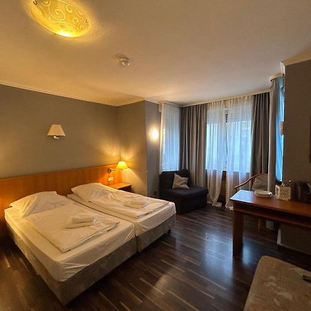 Westend#106 Frankfurt am Main ภายนอก รูปภาพ