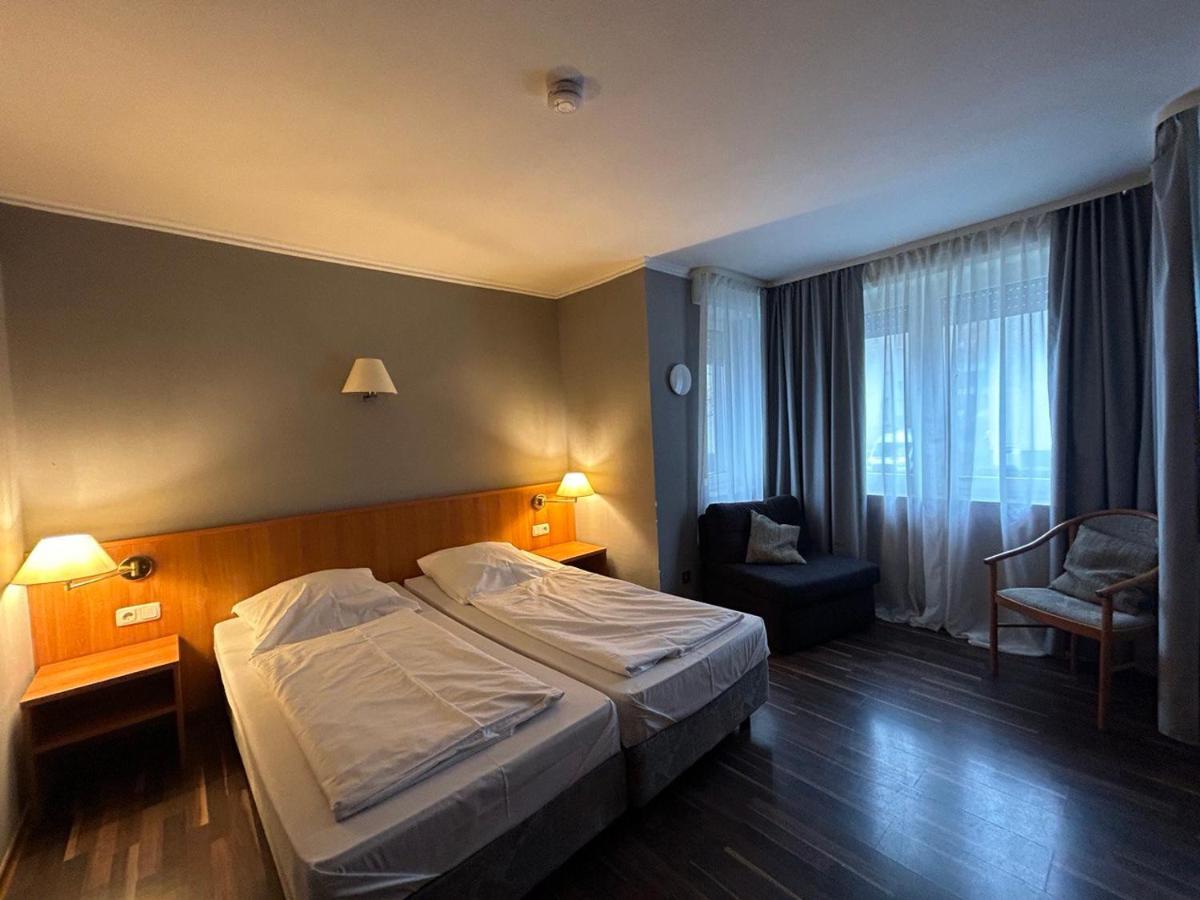 Westend#106 Frankfurt am Main ภายนอก รูปภาพ