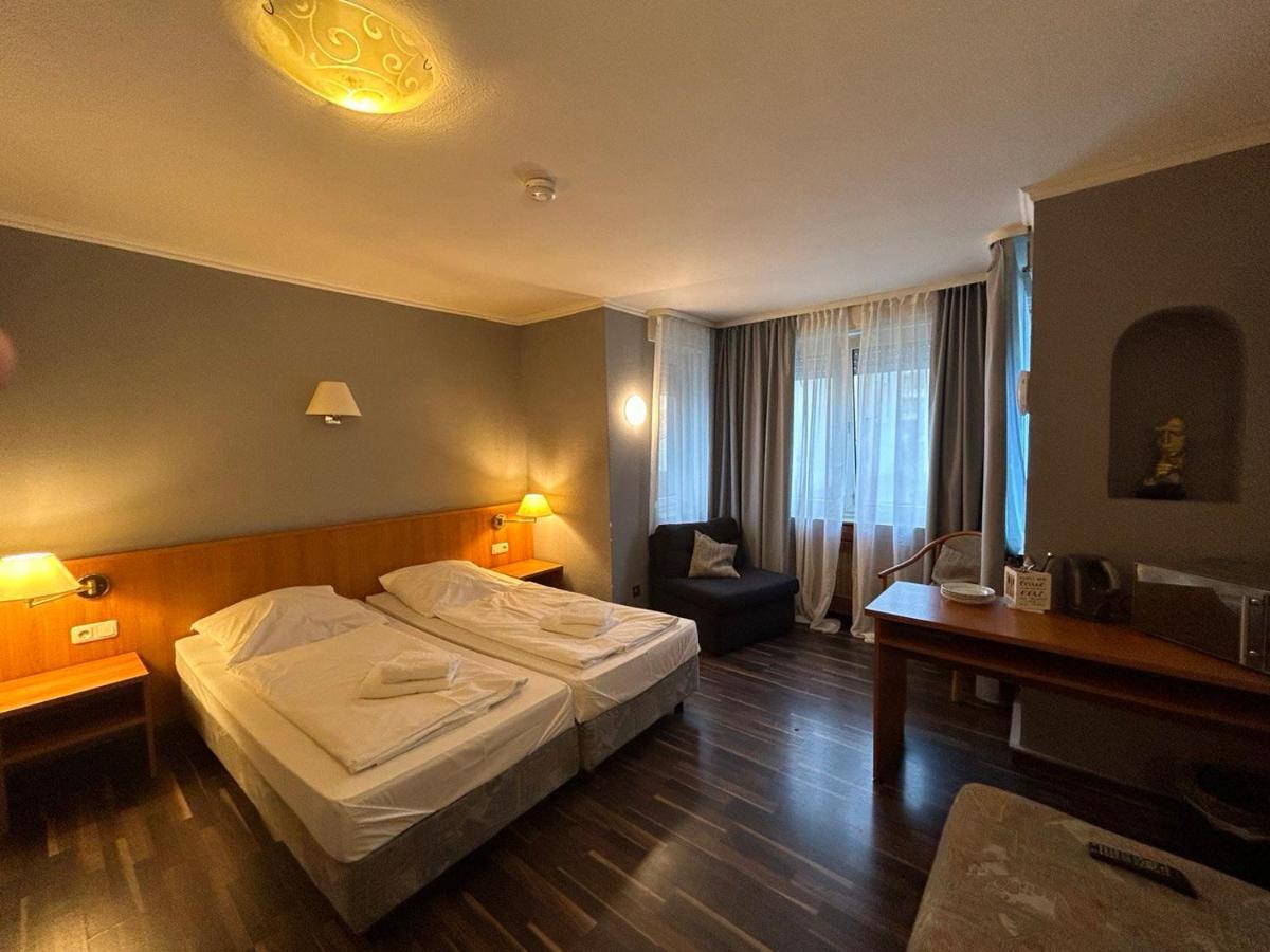 Westend#106 Frankfurt am Main ภายนอก รูปภาพ